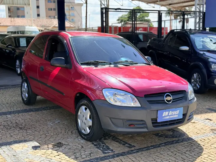 CELTA 1.0 MPFI Life 8V