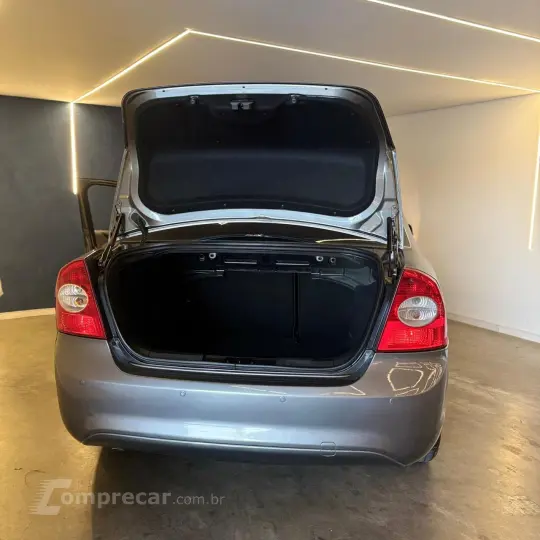 Focus Sedan 2.0 16V/2.0 16V Flex 4p Aut.