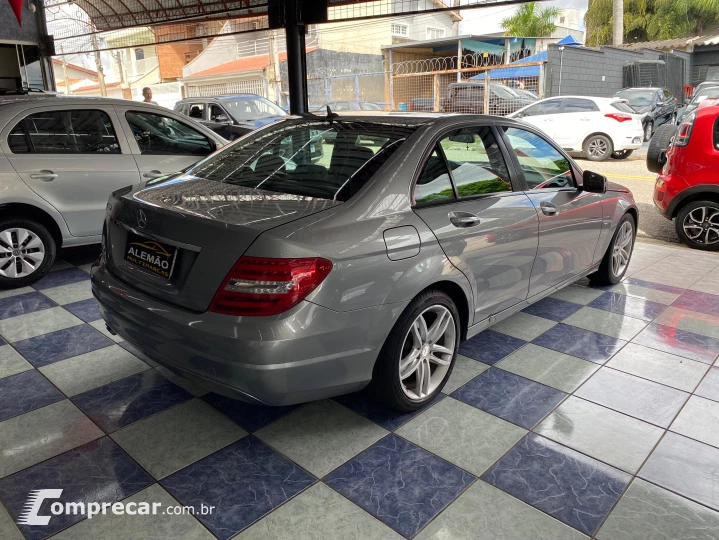 180 C 1.8 Sedan 8V