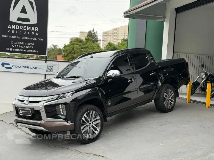 L200 Triton 2.4 16V Turbo Diesel Sport Hpe-S Terra Cd 4P 4X4
