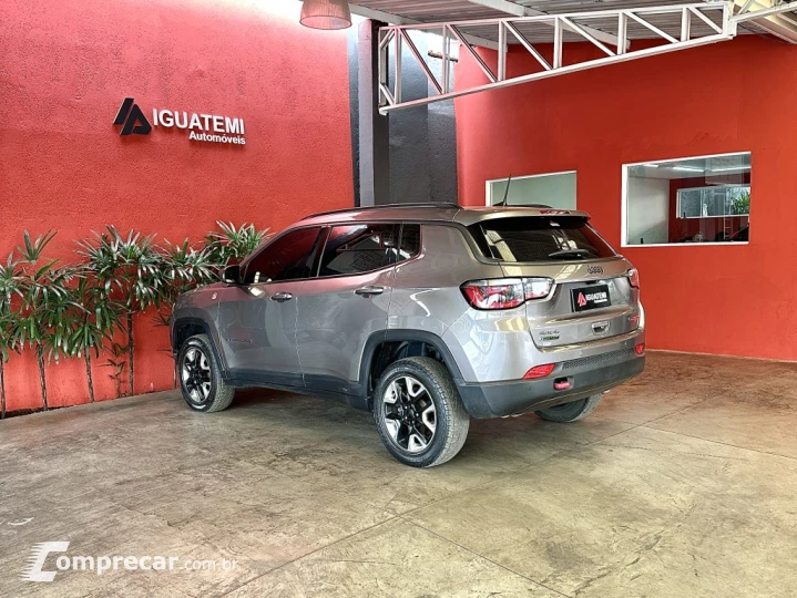 COMPASS 2.0 16V DIESEL TRAILHAWK 4X4 AUTOMÁTICO
