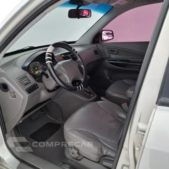 TUCSON 2.0 MPFI GLS 4X2 16V 143cv 2WD