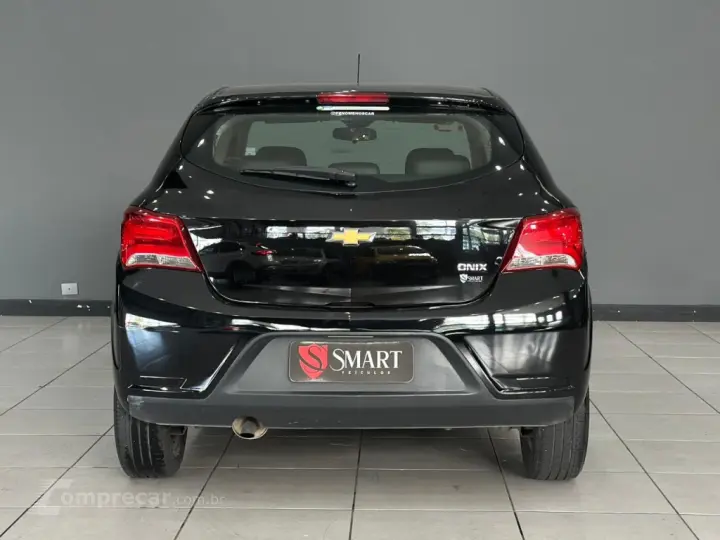 ONIX 1.4 MPFI ADVANTAGE 8V FLEX 4P AUTOMÁTICO