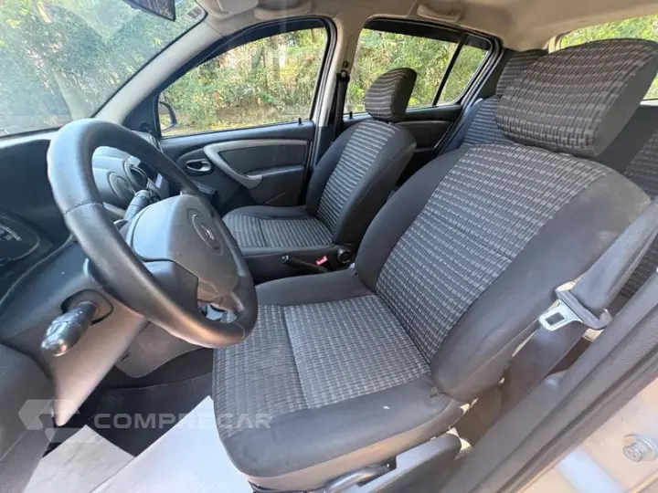 SANDERO EXP 16