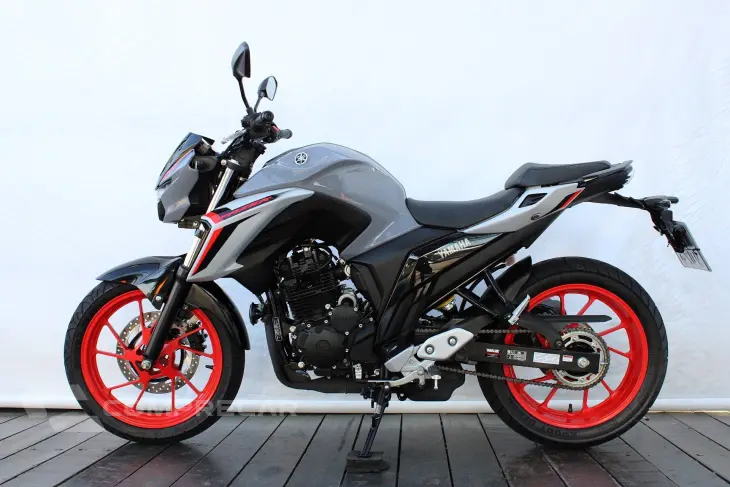 YAMAHA FZ25 FAZER CONNECTED ABS
