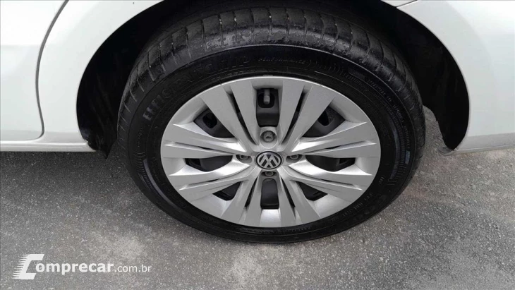 VOYAGE 1.0 12V MPI TOTALFLEX 4P MANUAL