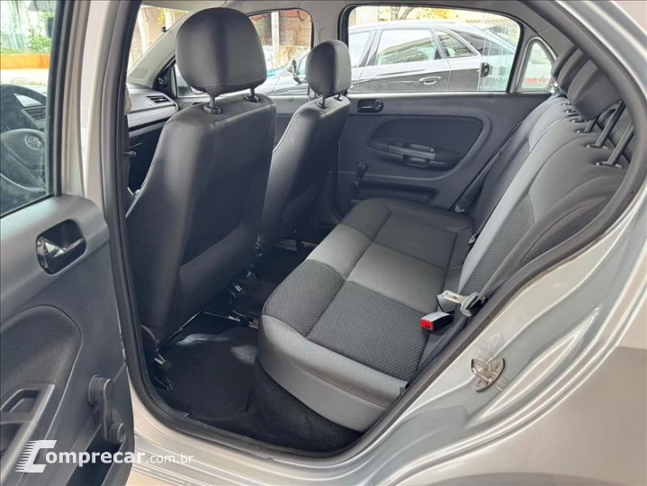 VOYAGE 1.0 12V MPI Totalflex