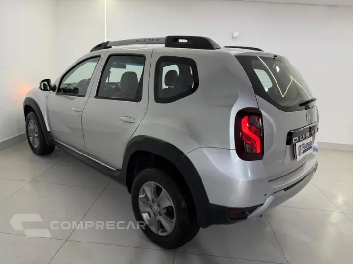 DUSTER 16 D CVT