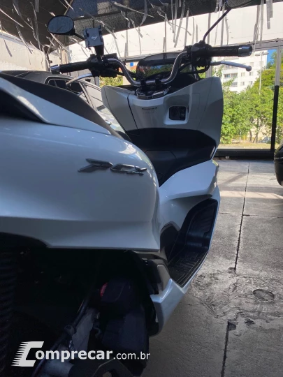 PCX 160