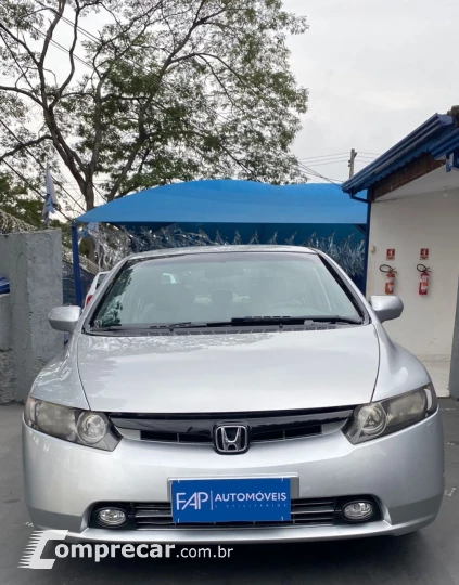 Civic 1.8 16V 4P LXS