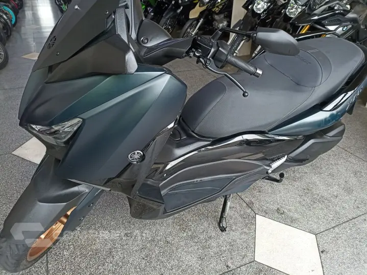 XMAX 250 ABS
