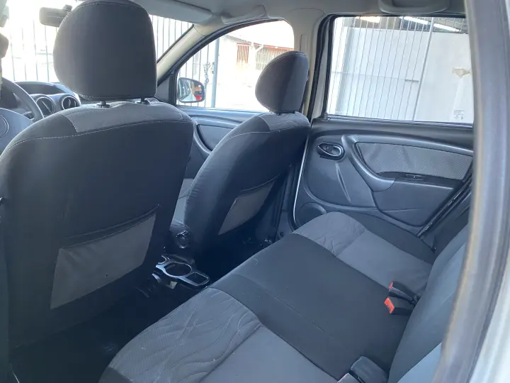 DUSTER 1.6 Tech Road 4X2 16V