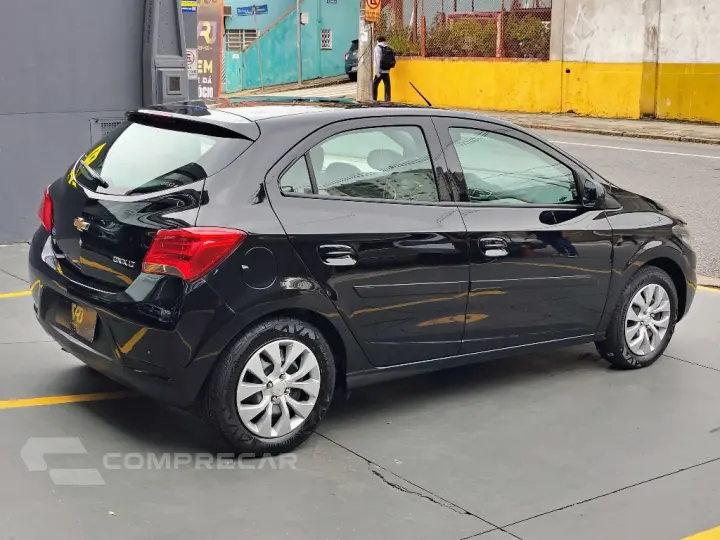 ONIX HATCH LT 1.4 8V FlexPower 5p Aut.