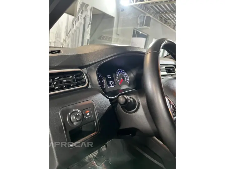 DUSTER 1.6 16V SCE FLEX ICONIC X-TRONIC