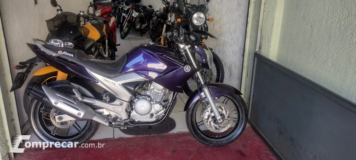 Fazer 250