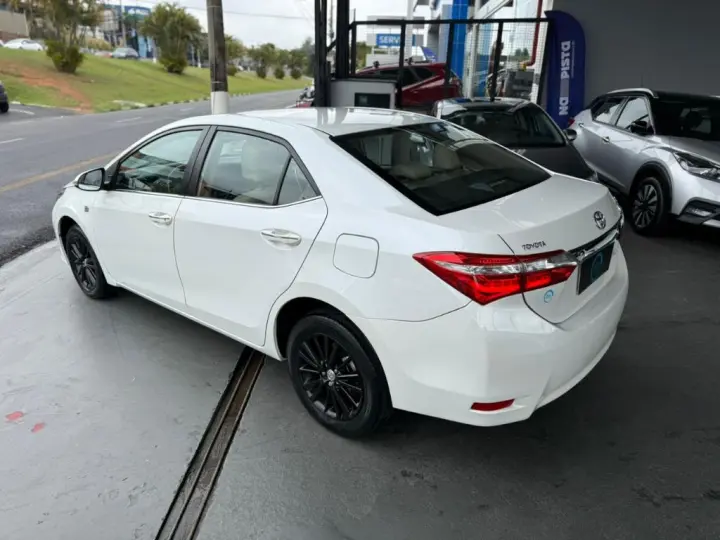 Corolla ALTIS/A.Premiu. 2.0 Flex 16V Aut