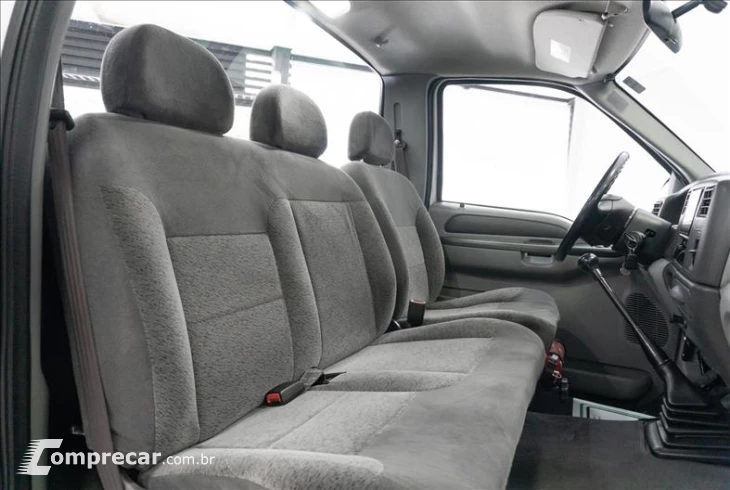 F-250 3.9 XLT 4X2 CS