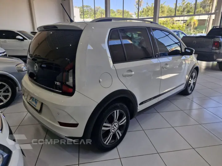 Cross UP 1.0 12V 4P TSI FLEX