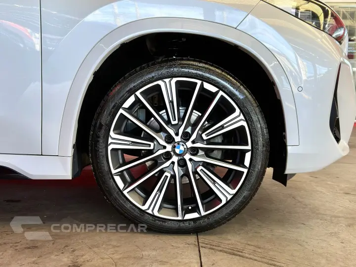 X1 2.0 16V TURBO GASOLINA SDRIVE20I M SPORT STEPTRONIC