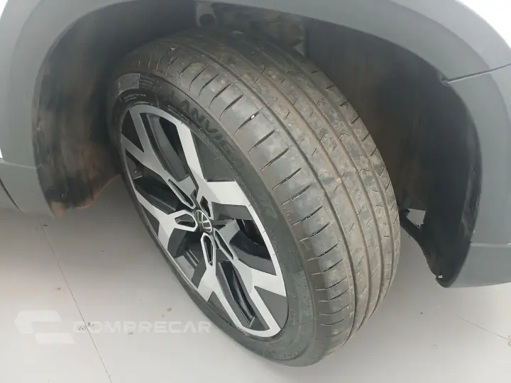 TAOS 1.4 250 TSI TOTAL FLEX HIGHLINE AUTOMÁTICO