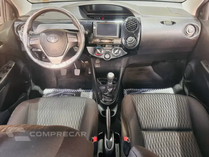 ETIOS 1.5 X Sedan 16V