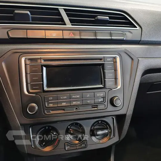 VOYAGE 1.0 12V MPI TOTALFLEX 4P MANUAL