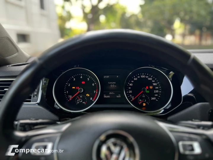 JETTA 2.0 TSI HIGHLINE 211CV GASOLINA 4P TIPTRONIC