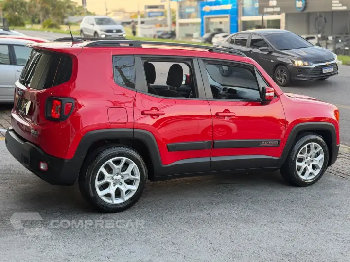 Renegade Longitude 1.8 4x2 Flex 16V Aut.