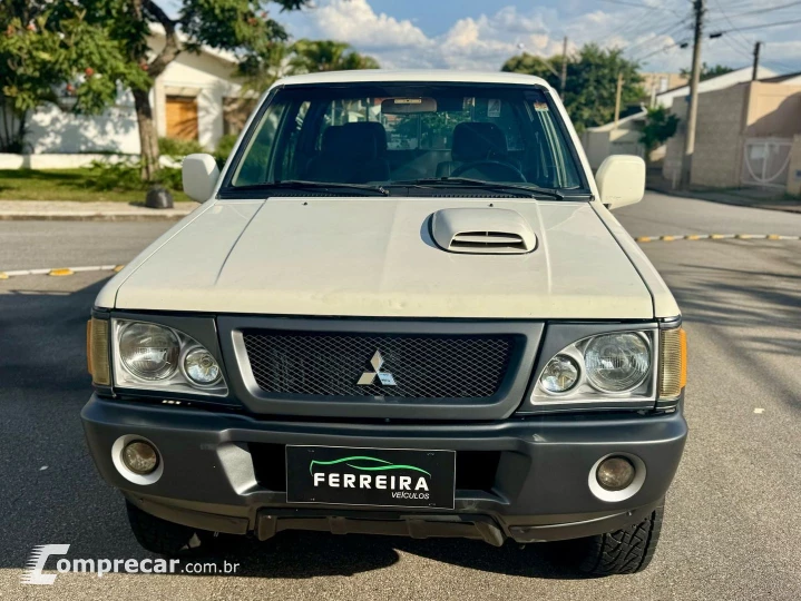 L200 2.5 Gls 4X4 Cd 8V Turbo Diesel 4P Manual