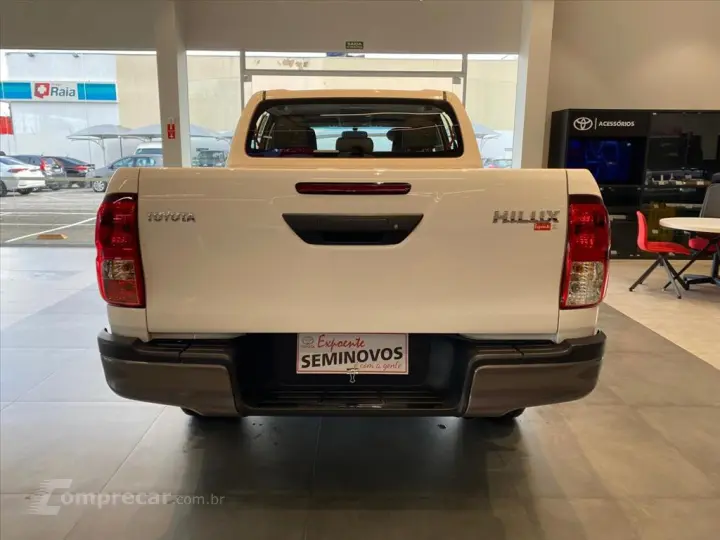 HILUX 2.8 D-4D TURBO DIESEL CD POWER PACK 4X4 AUT