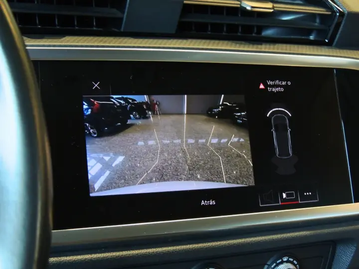 Q3 1.4 TFSI Prestige S Tronic