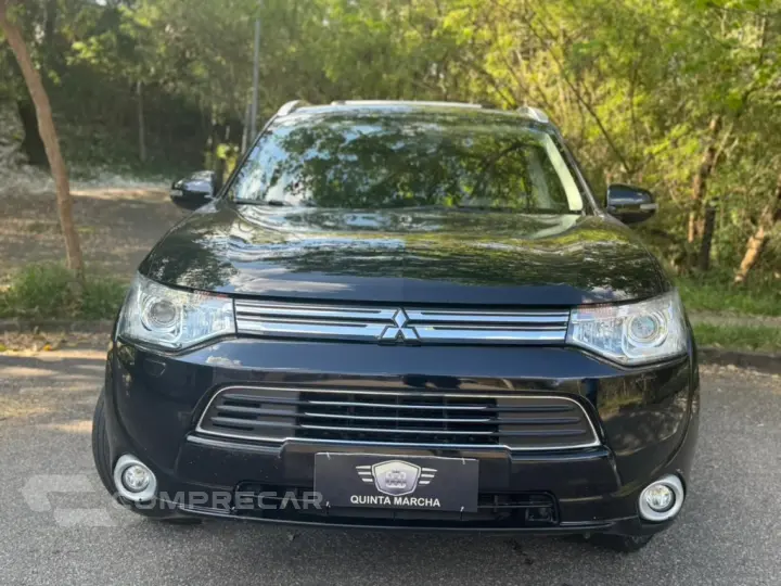 OUTLANDER 2.0 PHEV 16V HÍBRIDO 4P AUTOMÁTICO