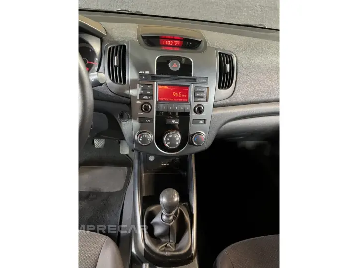 CERATO 1.6 EX3 SEDAN 16V GASOLINA 4P MANUAL