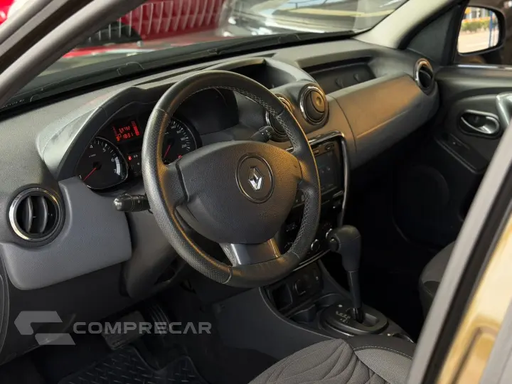 DUSTER TECHROAD 2.0 Hi-Flex 16V Aut.