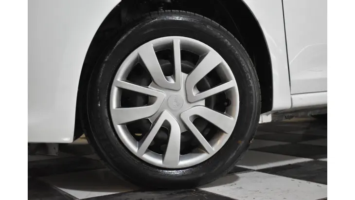 SANDERO - 1.0 12V SCE AUTHENTIQUE 4P MANUAL