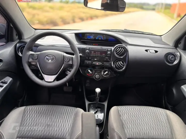 ETIOS 1.5 XS SEDAN 16V FLEX 4P AUTOMÁTICO