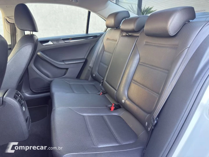 JETTA Highline 2.0 TSI 16V 4p Tiptronic