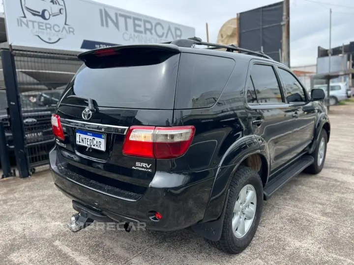 HILUX SW4 3.0 SRV 4X4 7 Lugares 16V Turbo Intercooler