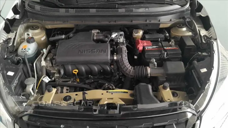 KICKS PLAY 1.6 16V FLEXSTART SENSE XTRONIC