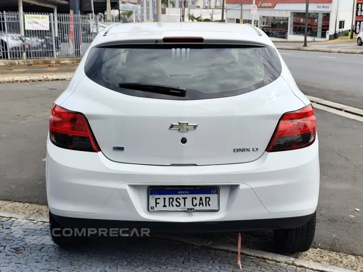 ONIX 1.4 MPFI LT 8V FLEX 4P AUTOMÁTICO