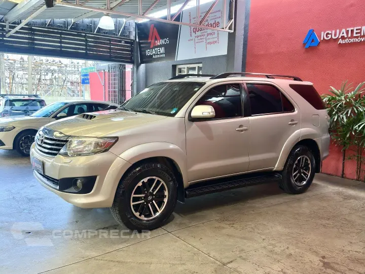HILUX SW4 3.0 SRV 4X4 16V TURBO INTERCOOLER DIESEL 4P AUTOMÁ