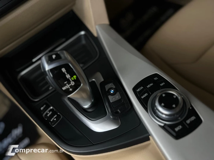 320i 2.0 16V TURBO ACTIVE FLEX 4P AUTOMÁTICO