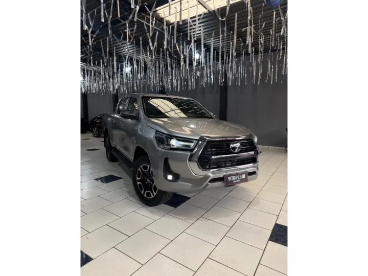 HILUX 2.8 D-4D TURBO DIESEL CD SRX 4X4 AUTOMÁTICO