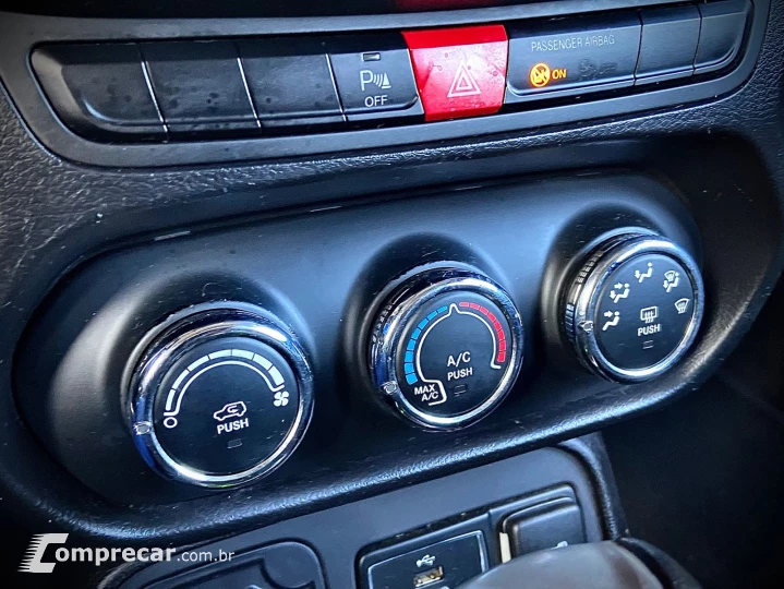 RENEGADE 1.8 16V Sport