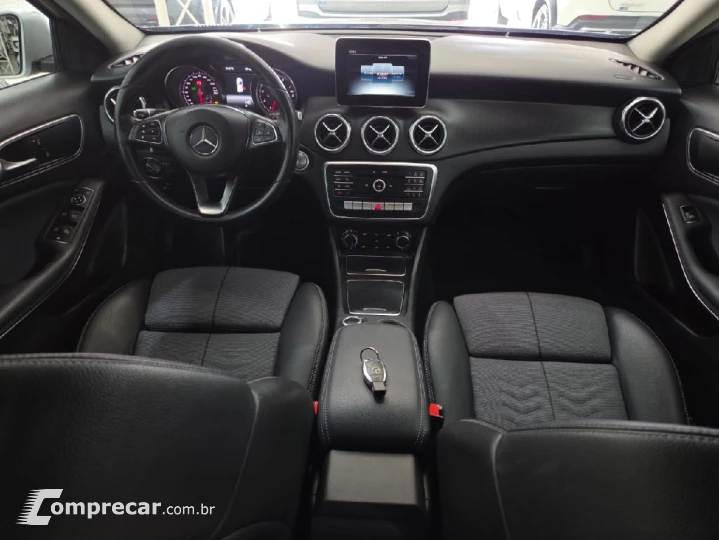 GLA 200 1.6 CGI STYLE 16V TURBO FLEX 4P AUTOMATICO