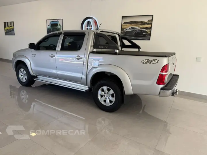 Hilux Caminhonete 2.7 16V 4P SRV FLEX 4X4  CABINE DUPLA AUTO