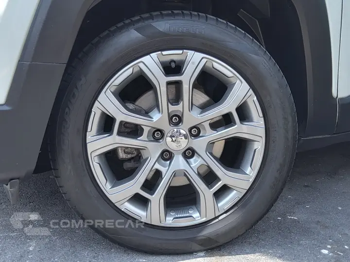 RENEGADE 1.3  T270 TURBO FLEX LONGITUDE AT6