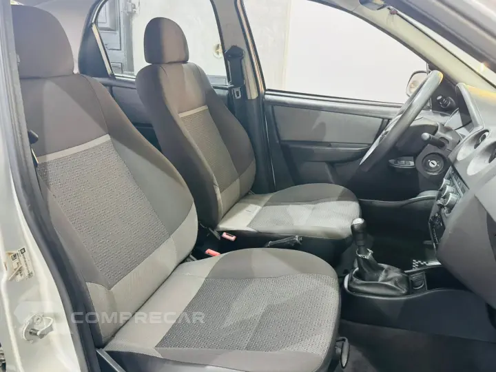 CELTA 1.0 MPFI LT 8V
