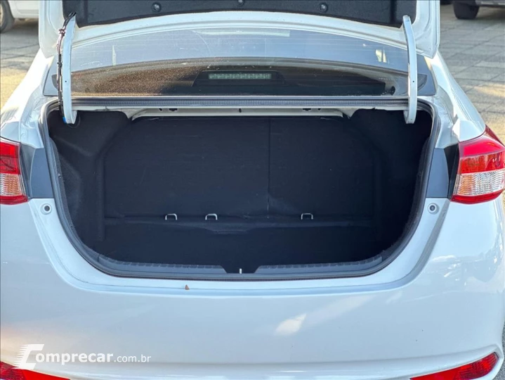 YARIS 1.5 16V FLEX SEDAN XL LIVE MULTIDRIVE