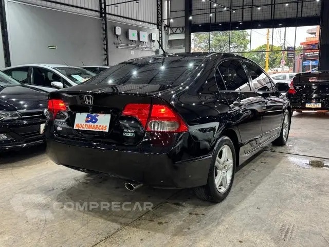 CIVIC - 1.8 EXS 16V 4P AUTOMÁTICO